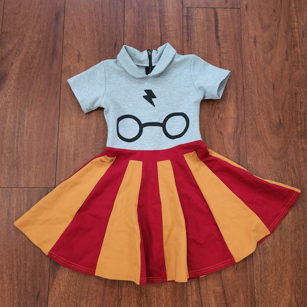 BUG A BOUTIQUE GIRL'S DRESS SIZE 4Y EXPOSED ZIPPER BACK FIT AND FLARE